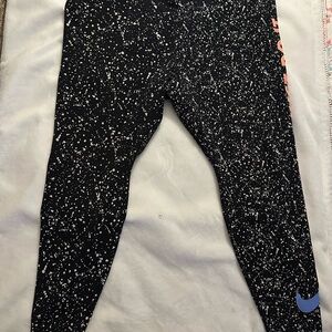 Women’s Black and White Speckled Leggings